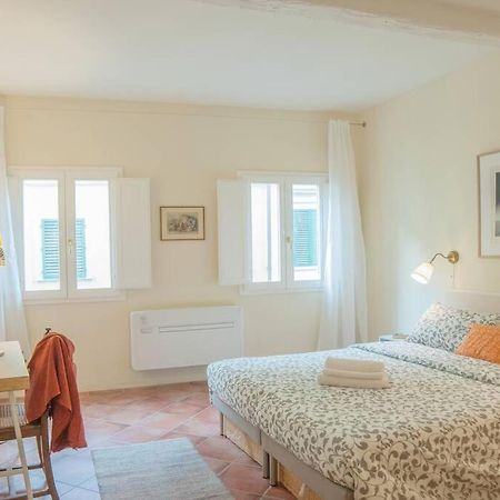 Cozy Macci Flat 4 People Near Santa Croce Square Apartment ฟลอเรนซ์ ภายนอก รูปภาพ